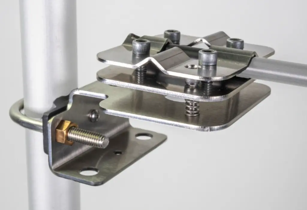 Rod-Based Mounting Fixture - Apogee